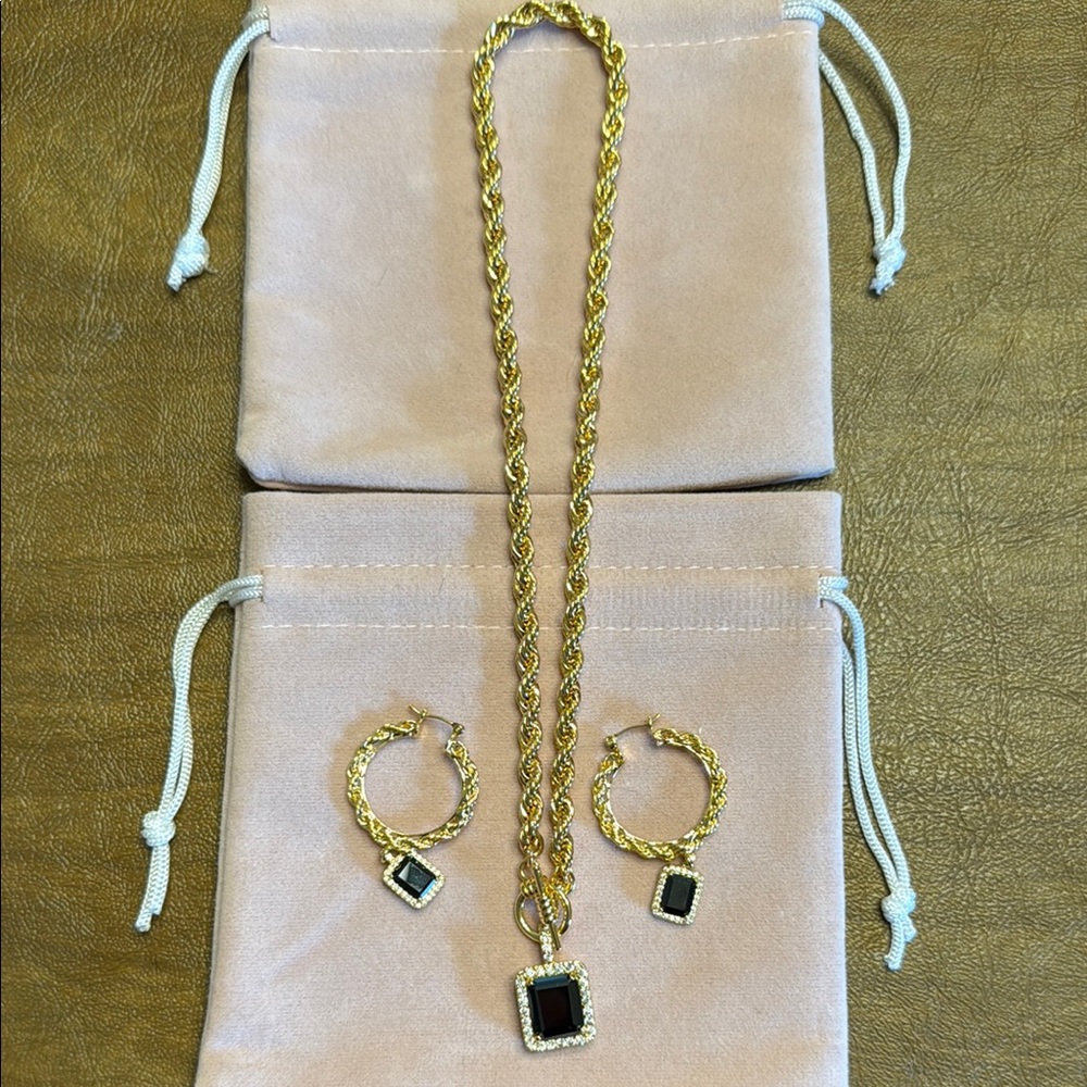 XIXI Adrienne Bailon Gold and Onyx Jewelry Set
